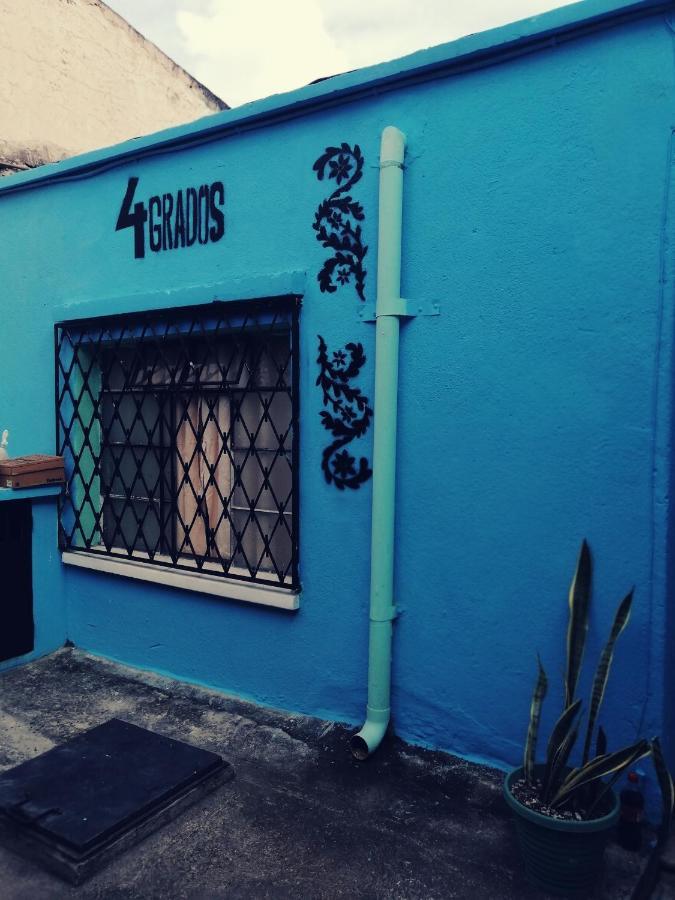 4 Grados Hostel Guatemala Exterior foto